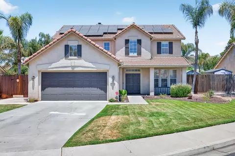 752 W Pebble, Hanford, CA 93230