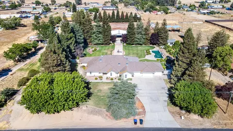 View/Area - 16673 La Canada Rd, Madera, CA 93636 photo 1 of 16