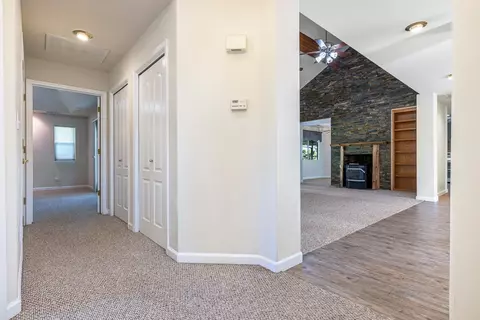 Entry Way - 16673 La Canada Rd, Madera, CA 93636 photo 3 of 5