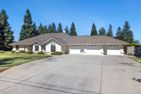 Exterior - 16673 La Canada Rd, Madera, CA 93636 photo 2 of 18