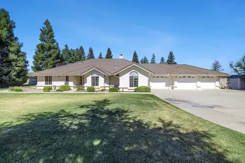 Exterior - 16673 La Canada Rd, Madera, CA 93636 photo 3 of 18