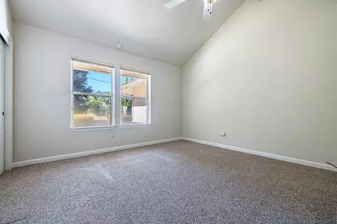 Bedroom - 16673 La Canada Rd, Madera, CA 93636 photo 4 of 8