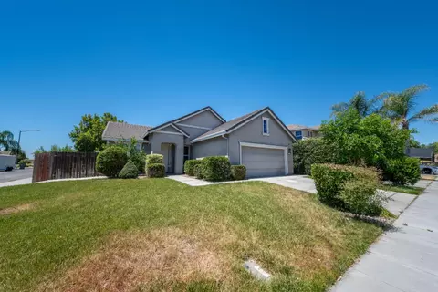 Exterior - 1000 Georgia Ave, Madera, CA 93637 photo 2 of 5