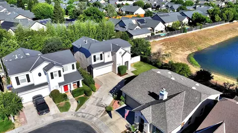 View/Area - 1801 N Miramar Ln, Clovis, CA 93619 photo 4 of 10