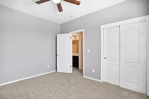 Bedroom - 1801 N Miramar Ln, Clovis, CA 93619 photo 3 of 9