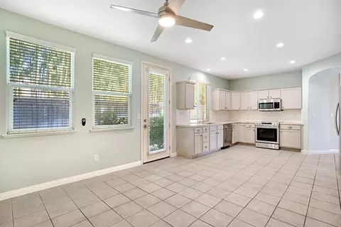 Kitchen - 1801 N Miramar Ln, Clovis, CA 93619 photo 5 of 5