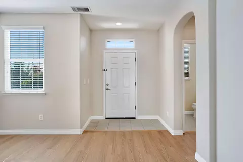 Entry Way - 1801 N Miramar Ln, Clovis, CA 93619 photo 1 of 2