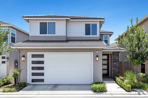 3748 Longford Way, Clovis, CA 93619 photo 2