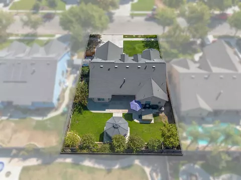 15906 W C St, Kerman, CA 93630 photo 21