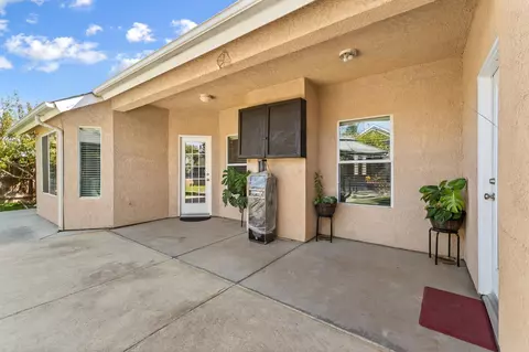 15906 W C St, Kerman, CA 93630 photo 20