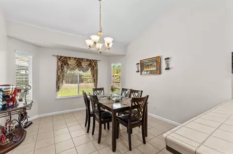 15906 W C St, Kerman, CA 93630 photo 7