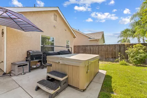 15906 W C St, Kerman, CA 93630 photo 18