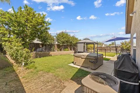 15906 W C St, Kerman, CA 93630 photo 19