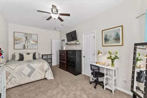 15906 W C St, Kerman, CA 93630 photo 11