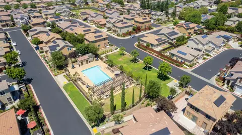 View/Area - 3269 Lahar Ln, Clovis, CA 93619 photo 8 of 10