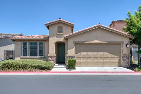 3269 Lahar Ln, Clovis, CA 93619