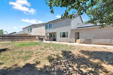 Exterior - 149 Dalton, Sanger, CA 93657 photo 4 of 6