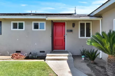 777 W Indianapolis Ave, Clovis, CA 93612 photo 3