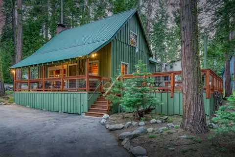 41760 Sparrow Rd, Shaver Lake, CA 93664