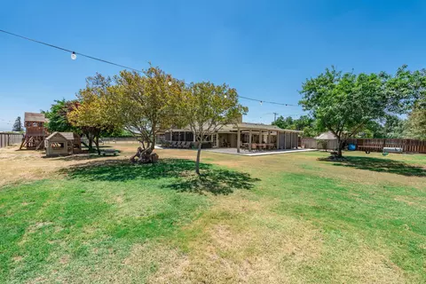 936 E Nebraska Ave, Dinuba, CA 93618 photo 35