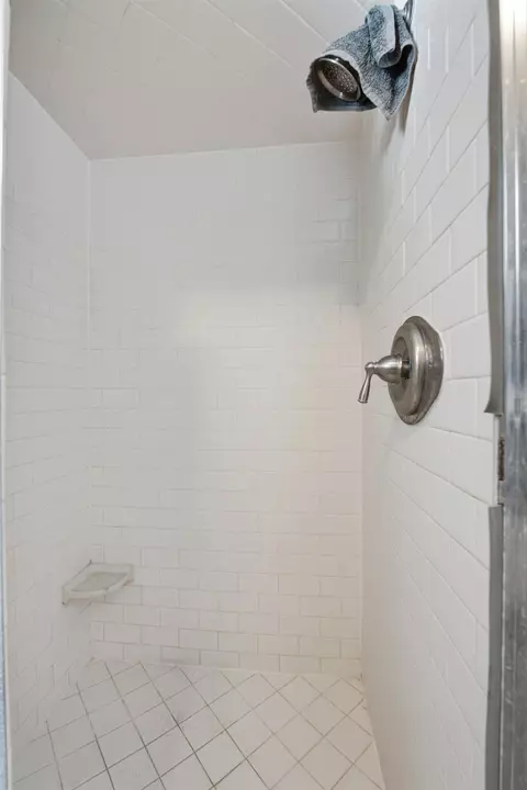 936 E Nebraska Ave, Dinuba, CA 93618 photo 17