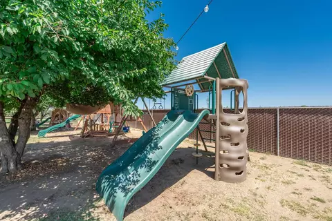 936 E Nebraska Ave, Dinuba, CA 93618 photo 32