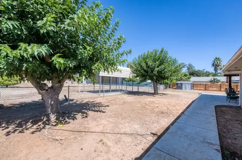 Exterior - 18014 Daley Rd, Madera, CA 93638 photo 18 of 18