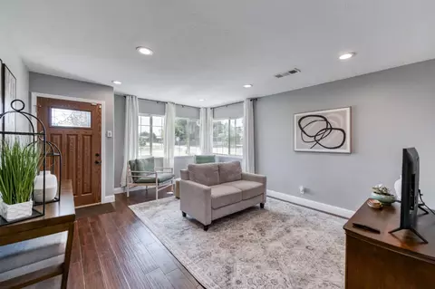 Living - 18014 Daley Rd, Madera, CA 93638 photo 1 of 5