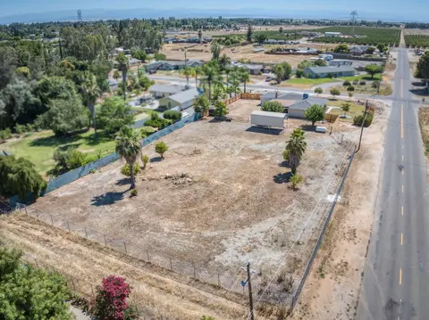 View/Area - 18014 Daley Rd, Madera, CA 93638 photo 4 of 9