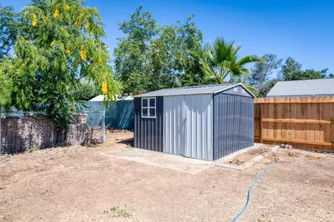 Exterior - 18014 Daley Rd, Madera, CA 93638 photo 14 of 18