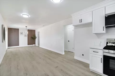 15431 W E St, Kerman, CA 93630 photo 12