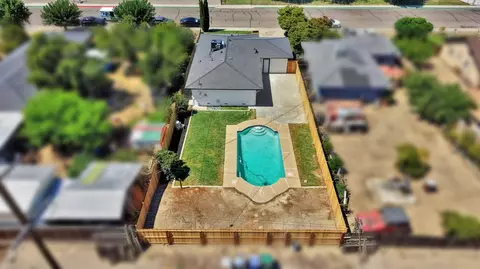15431 W E St, Kerman, CA 93630 photo 37