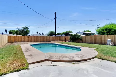 15431 W E St, Kerman, CA 93630 photo 26