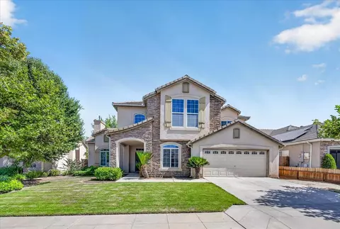 1114 E Oakmont Ave, Fresno, CA 93730