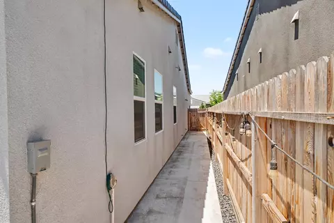 735 Traverse Dr S, Madera, CA 93636 photo 37