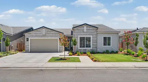 735 Traverse Dr S, Madera, CA 93636 photo 1