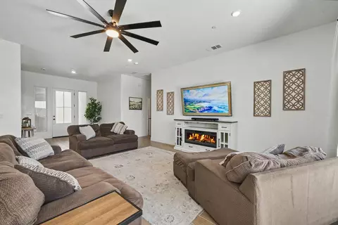 735 Traverse Dr S, Madera, CA 93636 photo 20