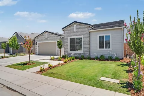 735 Traverse Dr S, Madera, CA 93636 photo 6