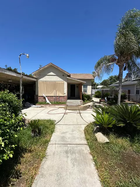 1734 Sylvia St, Selma, CA 93662 photo 2