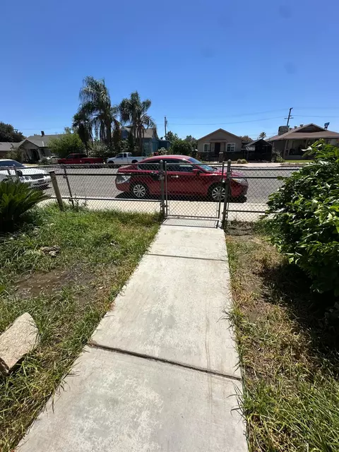 1734 Sylvia St, Selma, CA 93662 photo 6