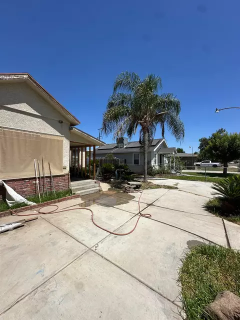1734 Sylvia St, Selma, CA 93662 photo 5
