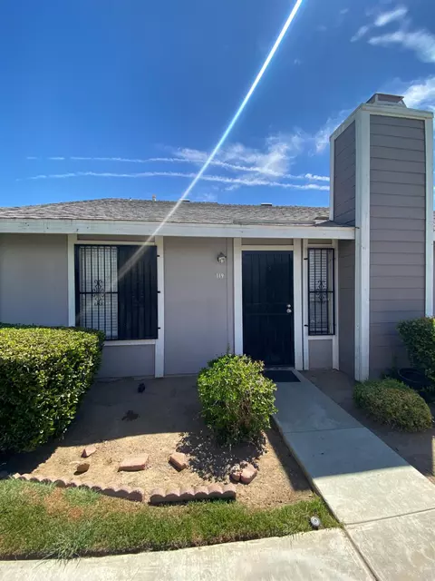 1027 W Dakota #119, Fresno, CA 93705