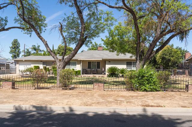 4535 N Delno Ave, Fresno, CA 93705