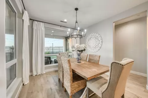 Dining - 501 Overstone Ave, Madera, CA 93636 photo 2 of 3