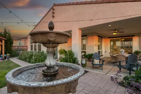 Exterior - 501 Overstone Ave, Madera, CA 93636 photo 17 of 28