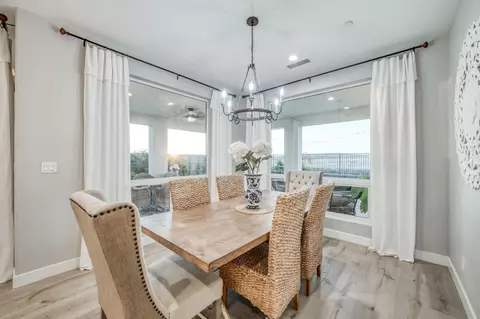 Dining - 501 Overstone Ave, Madera, CA 93636 photo 1 of 3