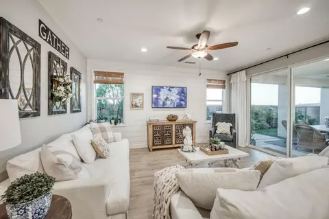 Living - 501 Overstone Ave, Madera, CA 93636 photo 1 of 3