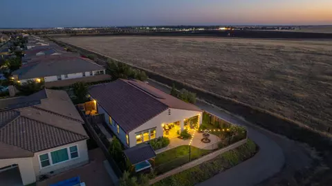 View/Area - 501 Overstone Ave, Madera, CA 93636 photo 11 of 16