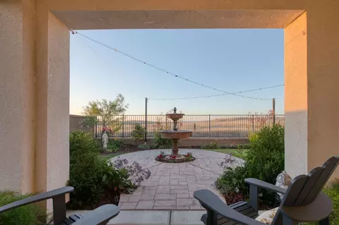 Exterior - 501 Overstone Ave, Madera, CA 93636 photo 15 of 28