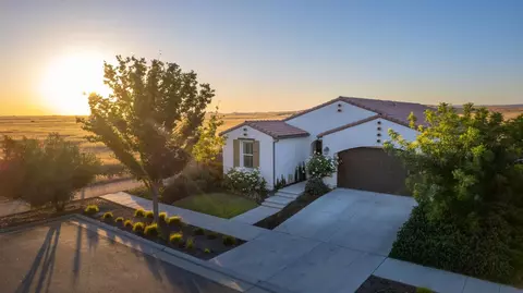Exterior - 501 Overstone Ave, Madera, CA 93636 photo 24 of 28